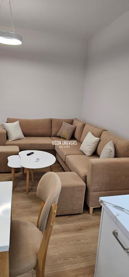 Jepet me qira apartament 1+1, tek River Residence, Astir!