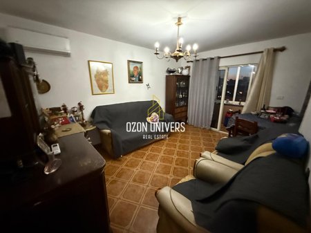 OKAZION – SHITET APARTAMENT 2+1 PRANË QENDRËS