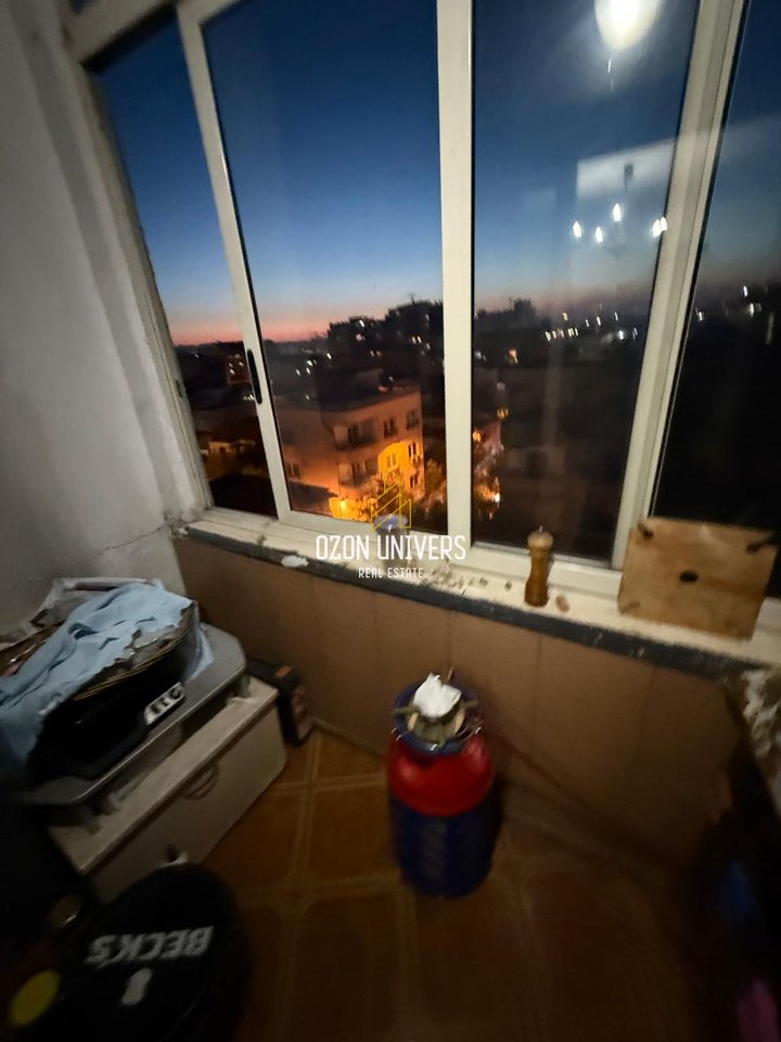 OKAZION – SHITET APARTAMENT 2+1 PRANË QENDRËS