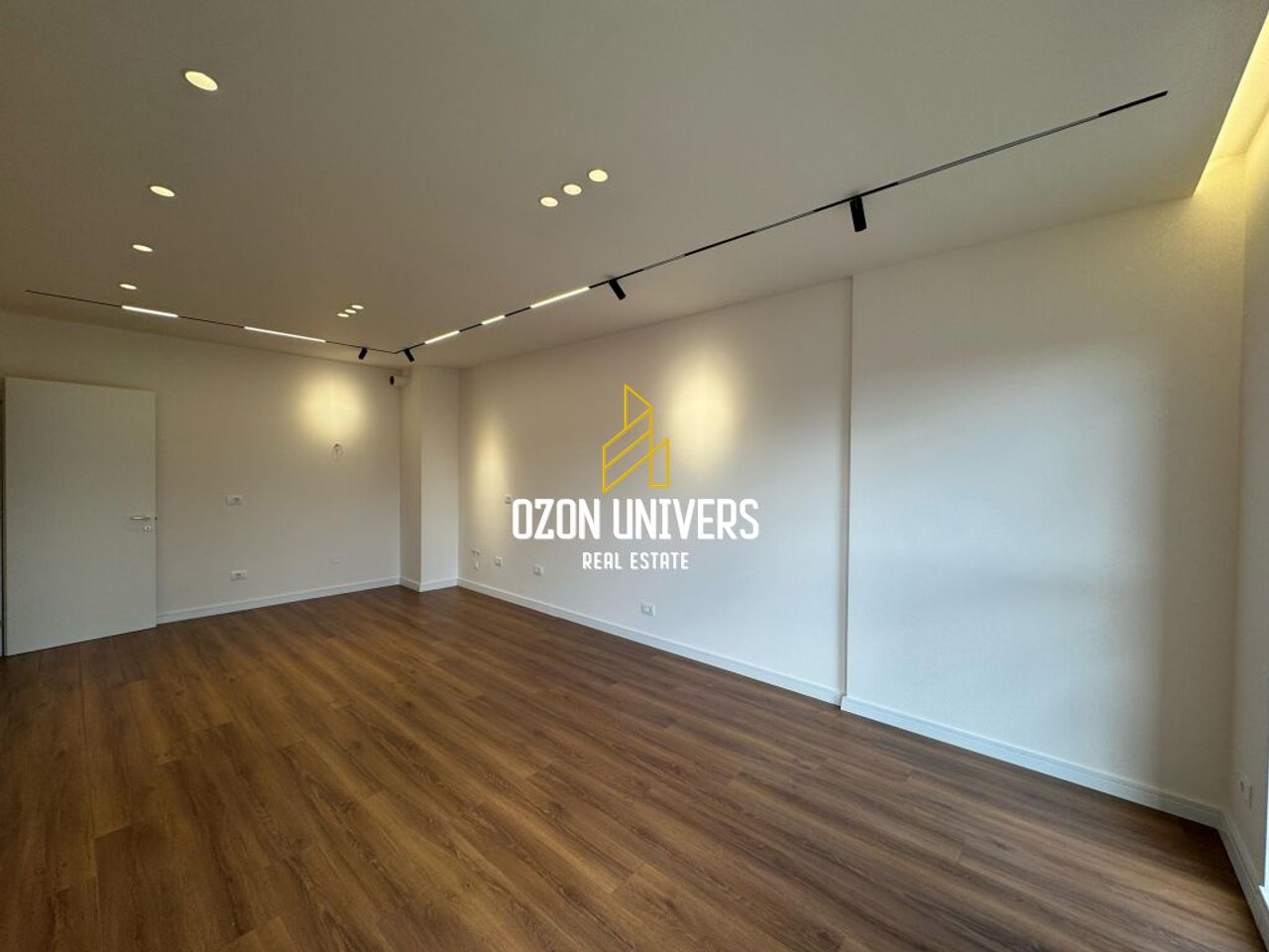 Apartament 2+1 për shitje – Univers City Residence, Pranë QTU-së!