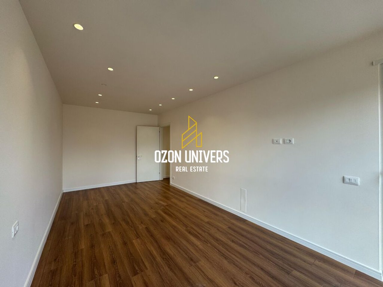 Apartament 2+1 për shitje – Univers City Residence, Pranë QTU-së!