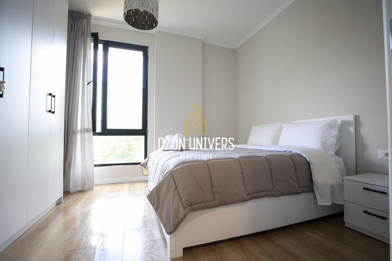 Shiten 2 Apartamente prane rruges  Ambasadave ( Rr e Kavajes )