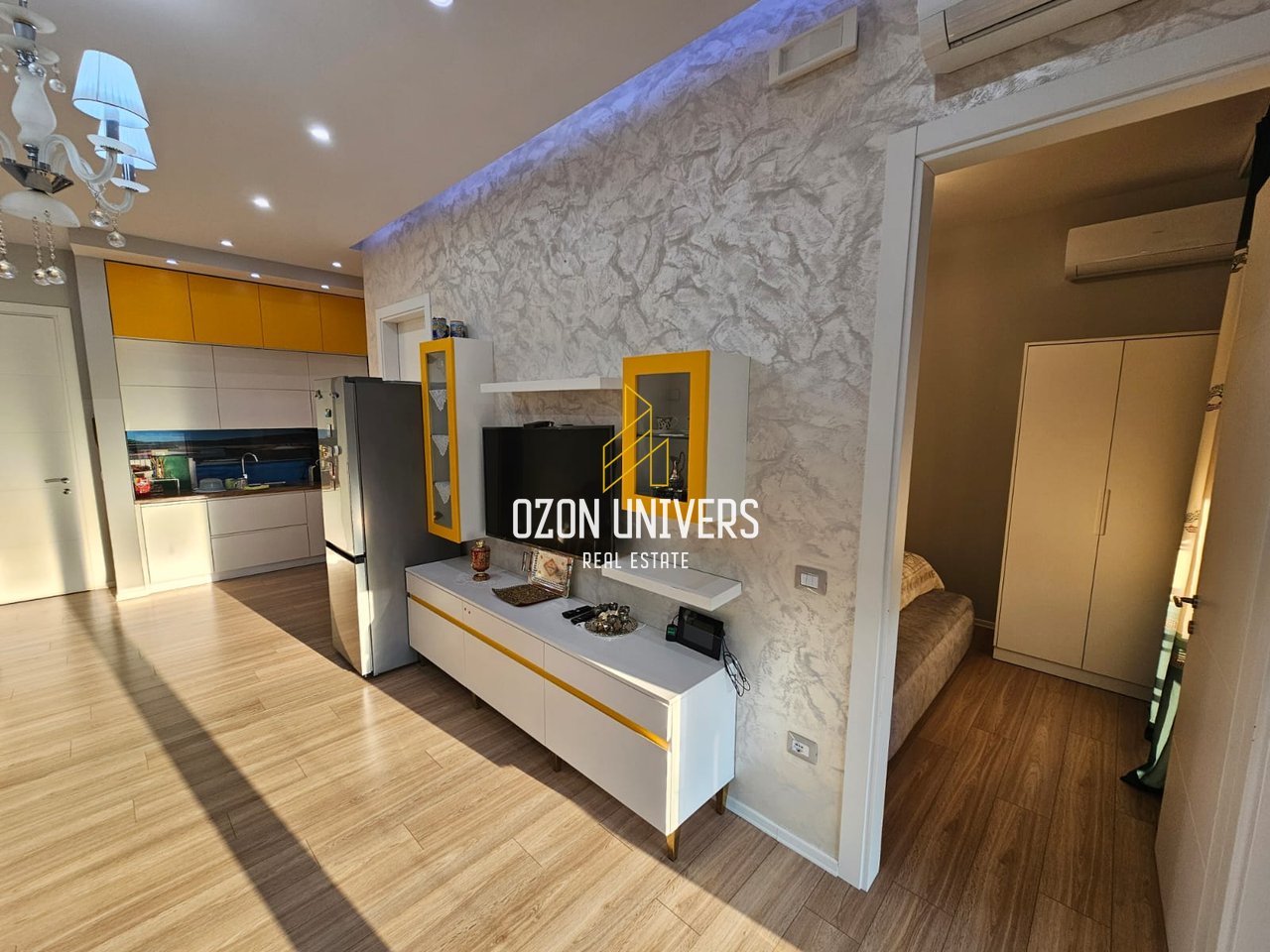 Apartament 1+1+Post Parkimi Me Qira Tek Kompleksi Deliorgji !
