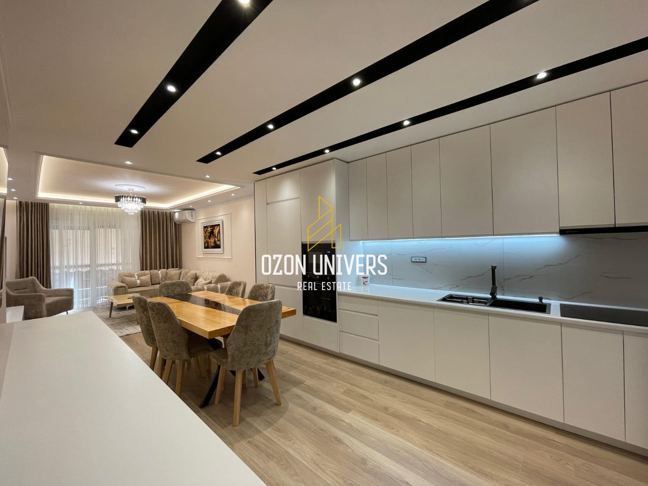 Apartament modern 2+1+2 për qira tek Kompleksi Colombo, Liqeni i Thatë!
