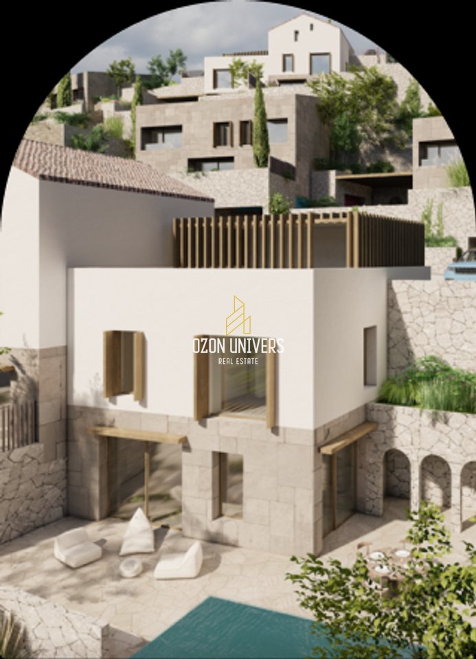 Villa su tre piani con piscina in vendita, a Jalë Bay Music Village