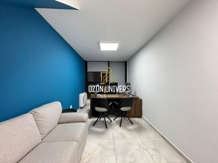 Locale commerciale in affitto, sulla strada principale a Myslym Shyr!