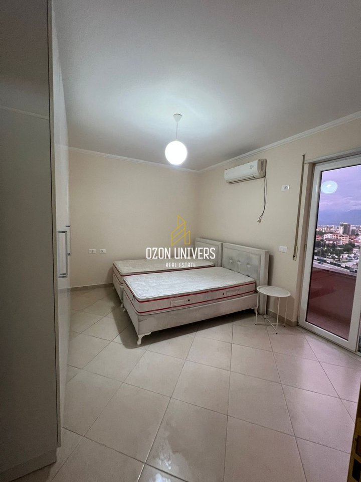 Apartament 1+1+ Verandë (Penthouse) me qira në Astir, pas Restorant Bati!