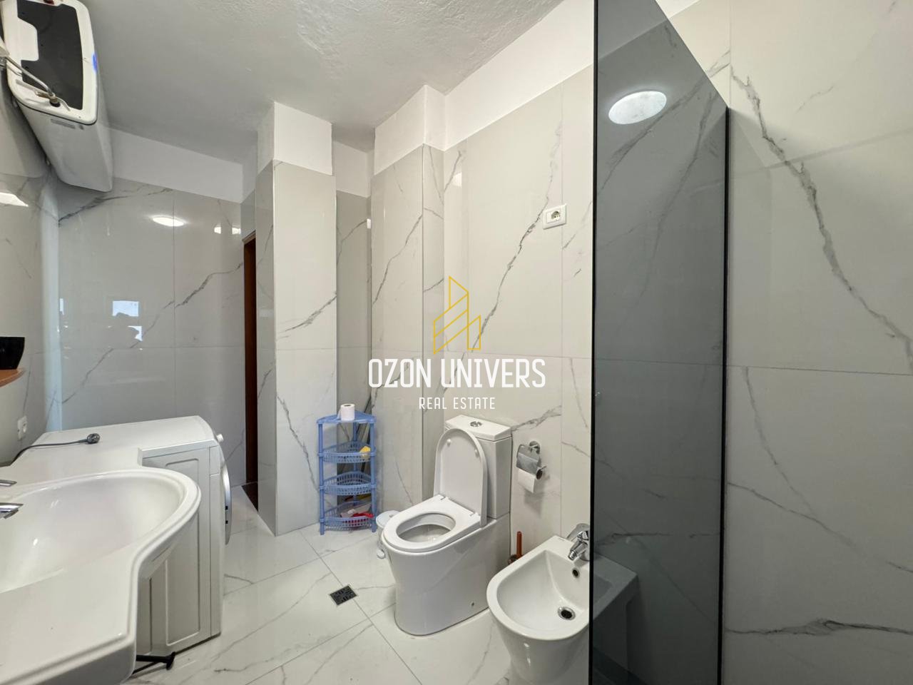 Apartament 2+1 për qira në Bllok!