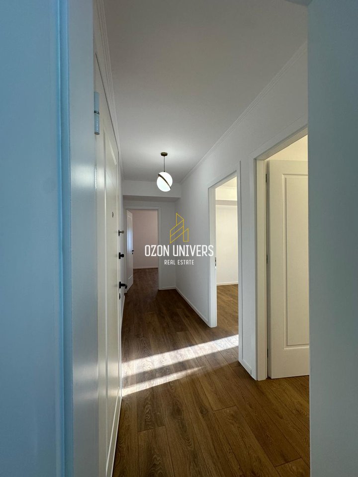 Apartament 2+1 në shitje tek Rruga Kongresi i Manastirit