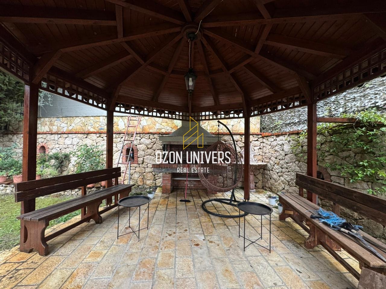 Vilë për qira tek Akacia Hills, Mjull Bathore!