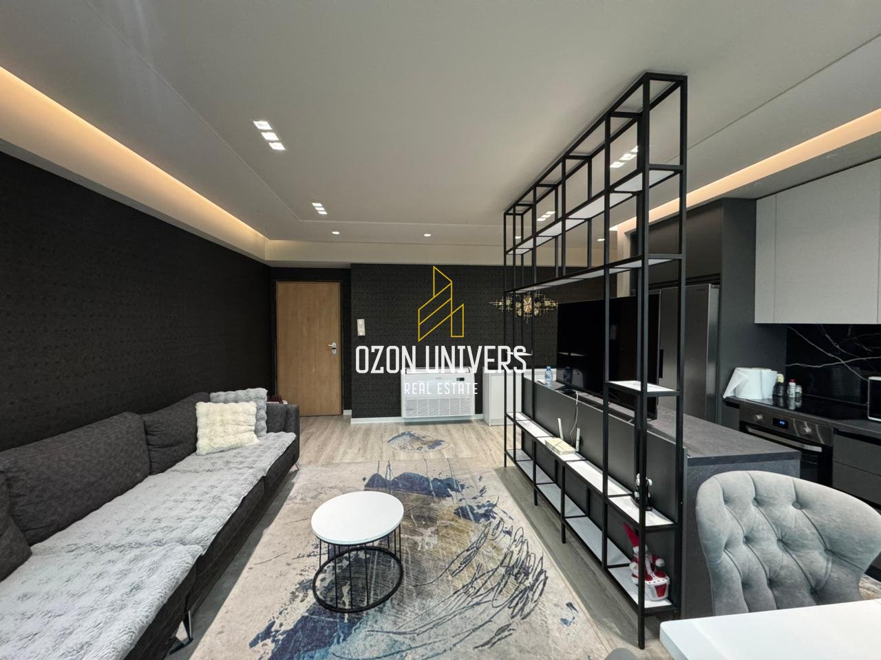 Apartament modern 2+1 për shitje tek Komuna e Parisit!