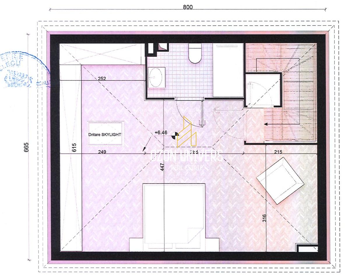 OKAZION! Shitet vilë tek Parku Rinia, Korçë!