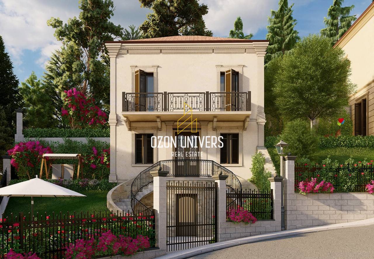 OKAZION! Shitet vilë te Parku Rinia, Korçë!