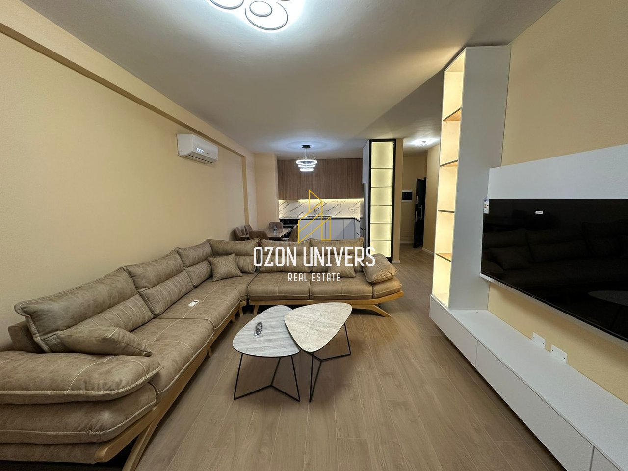 Apartament 2+1+2+parkim për qira te Liqeni i Thatë!