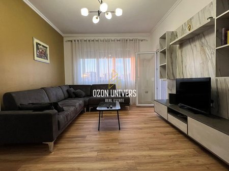 2+1 Apartment + Parking for rent near Pazari i Ri!