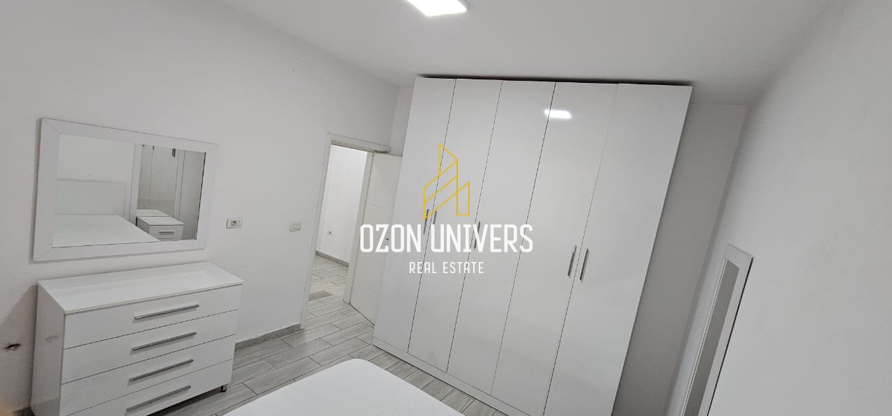 Apartament 1+1 për qira tek Rruga e Barrikadave!