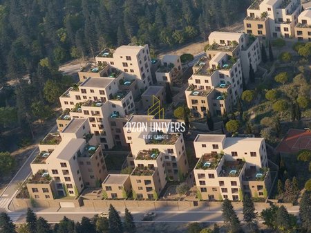 OKAZION! Apartament 1+1 me oborr për Shitje tek Square Village, Dhërmi!