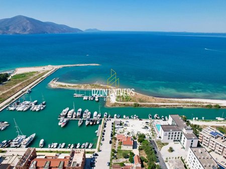 OKAZION! Apartament 2+1+Parking për shitje tek One Orikum Bay, Përballe Portit!