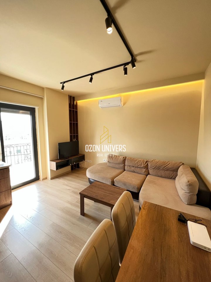 Apartament 1+1 me parkim për qira – Bulevardi “Zogu i Parë”, pranë Ministrisë së Drejtësisë!