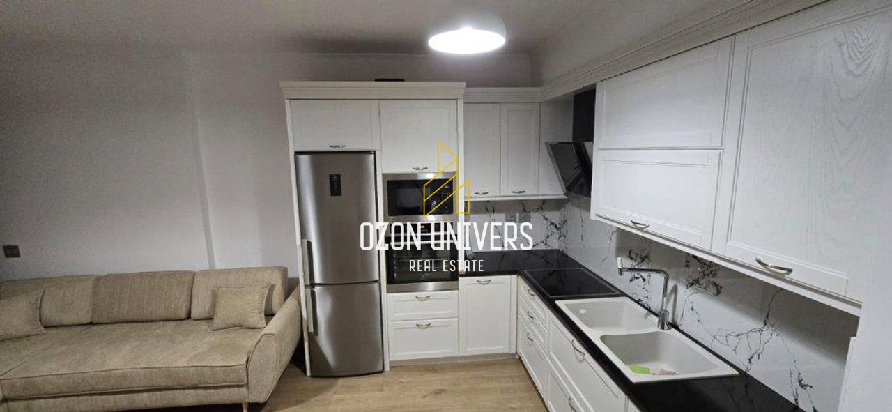 Apartament 1+1 për qira në Komunën e Parisit, pranë Lulishtes.
