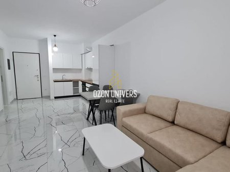 Apartament 1+1 për qira, pranë Spitalit QSUT (Nënë Tereza)!