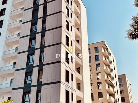 Business Premises for Rent in Porcelan, Marie Kraja Street!