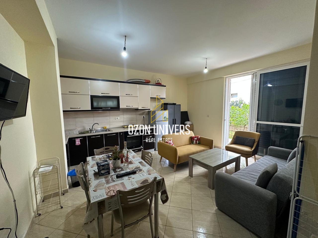 1+1 apartment with parking space for rent in Shkozë!