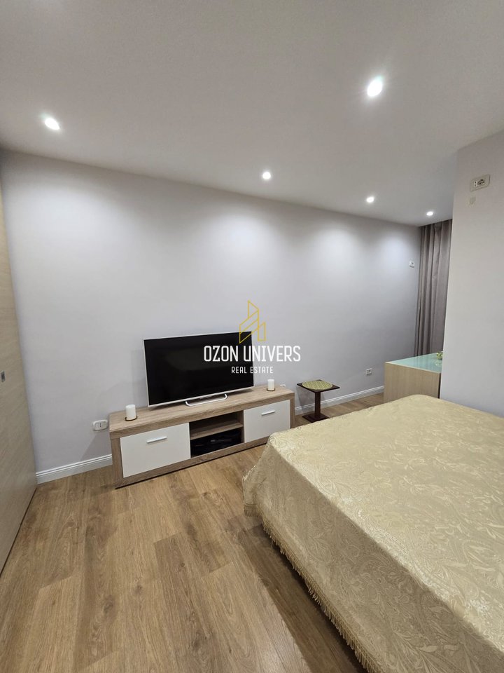 Apartament 2+1 për qira tek Sheshi Willson!