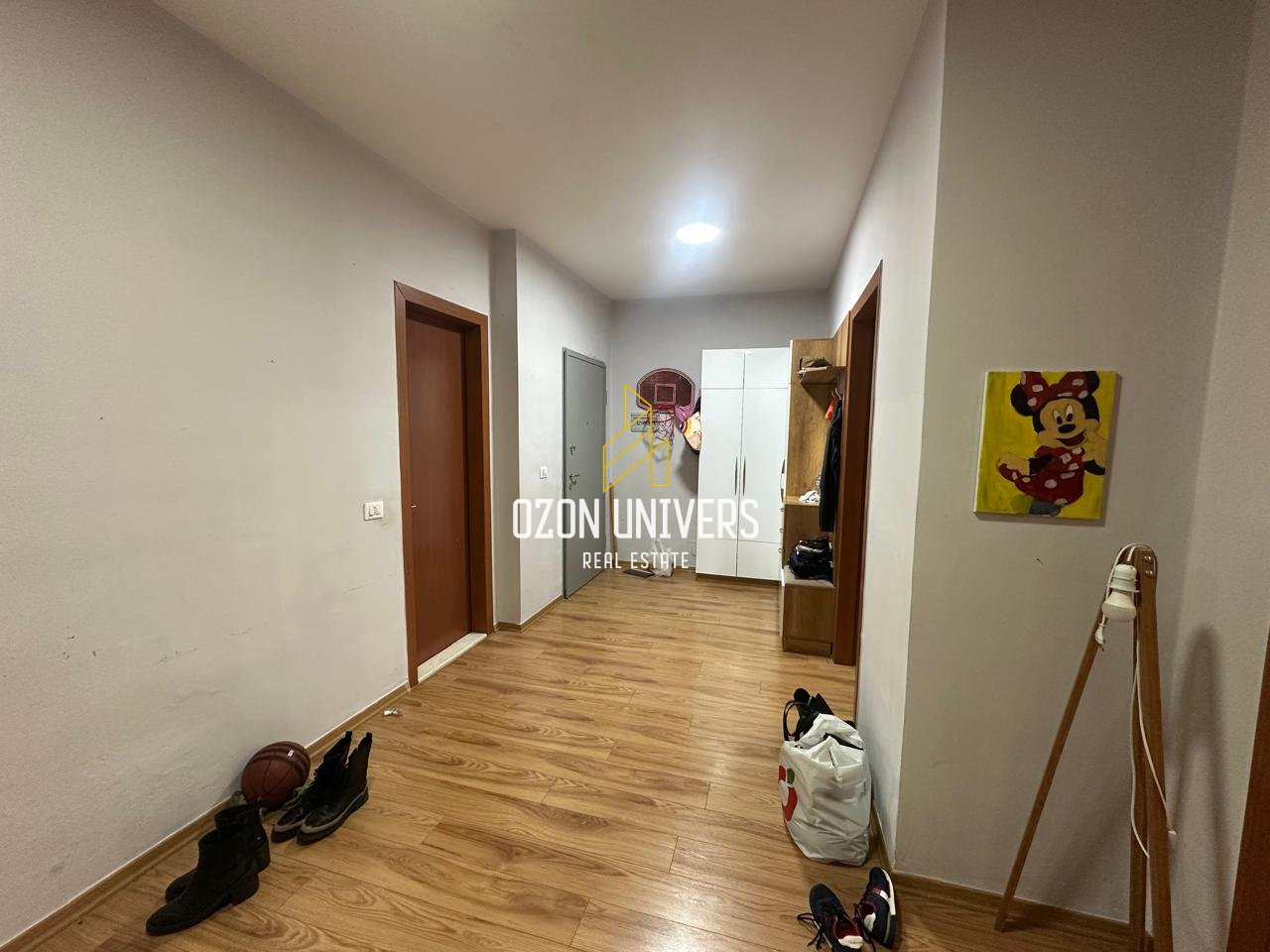 Appartamento 2+1 con posto auto in affitto a Yzberisht!