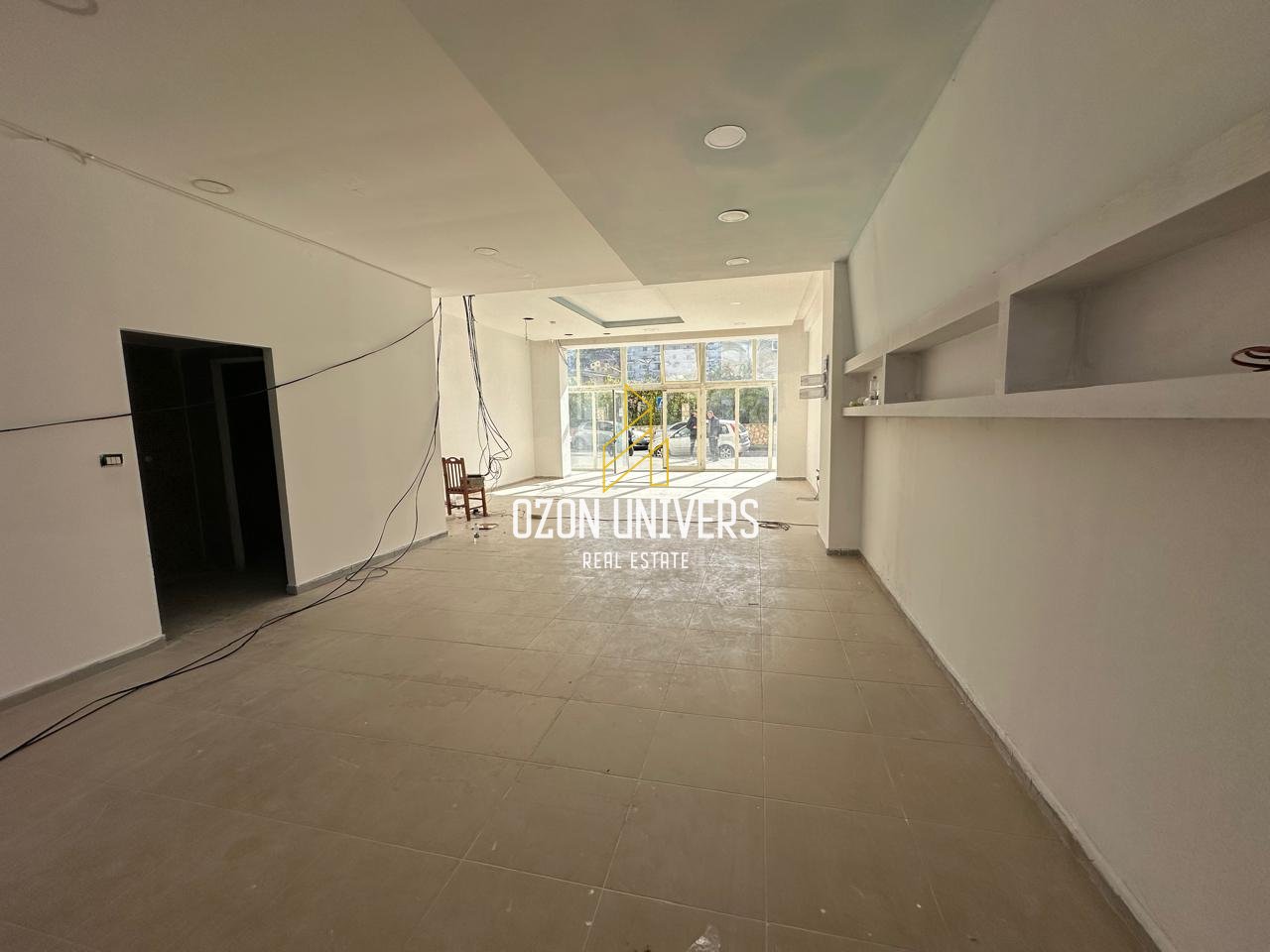 Ambient Biznesi për Qira në Kombinat, Rruga Besim Alla!