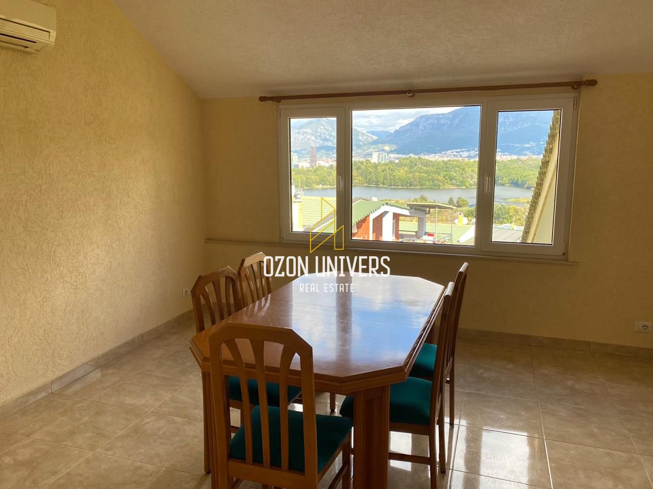 Papafingo 3+1+2 për shitje tek Liqeni i Thatë, me pamje mahnitëse të Liqenit Artificial të Tiranës!