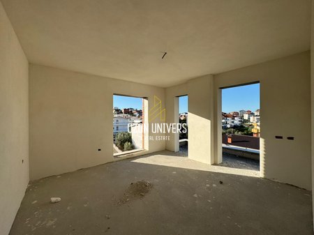 Apartament 2+1 për shitje tek Ringside Residence, Paskuqan!