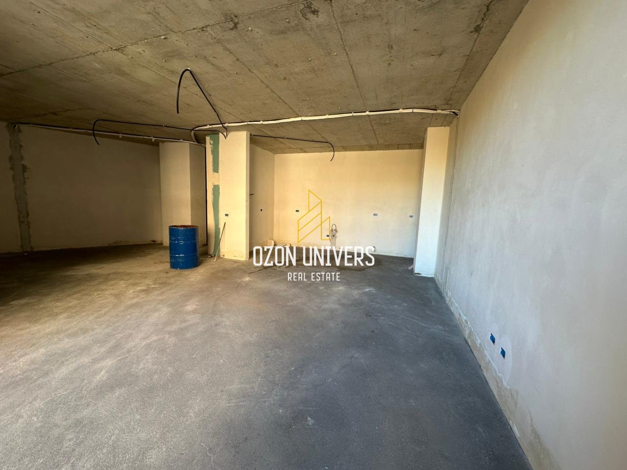 OKAZION! Apartament për shitje 2+1+2 Tek Ekspozita Bulding!