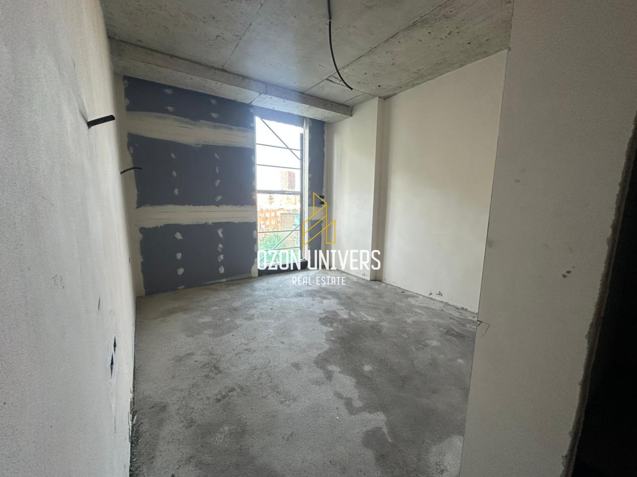 OKAZION! Apartament për shitje 2+1+2 Tek Ekspozita Bulding!