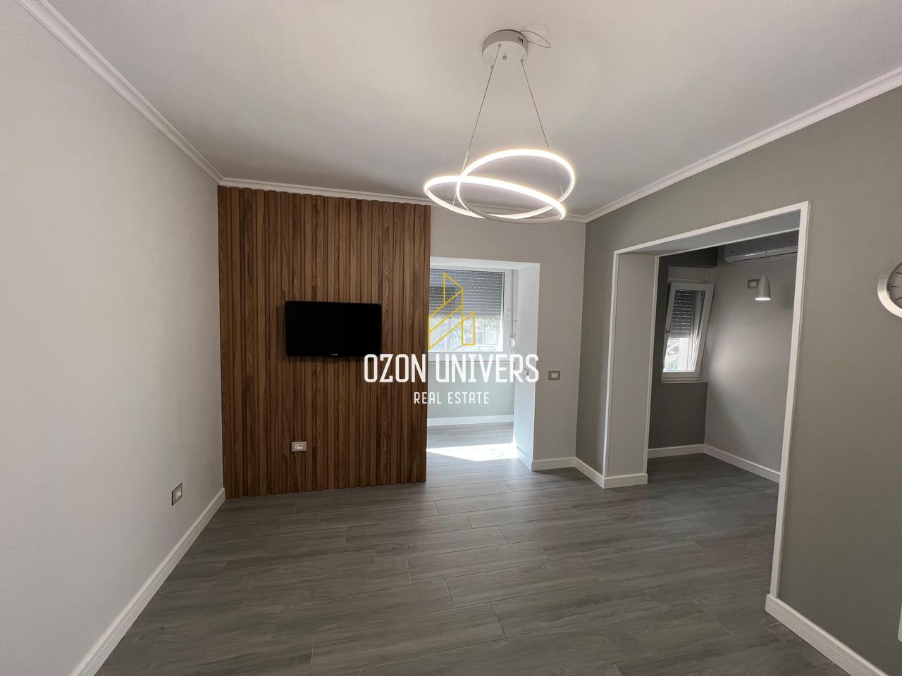 Apartment for Rent or Office near the Red School!