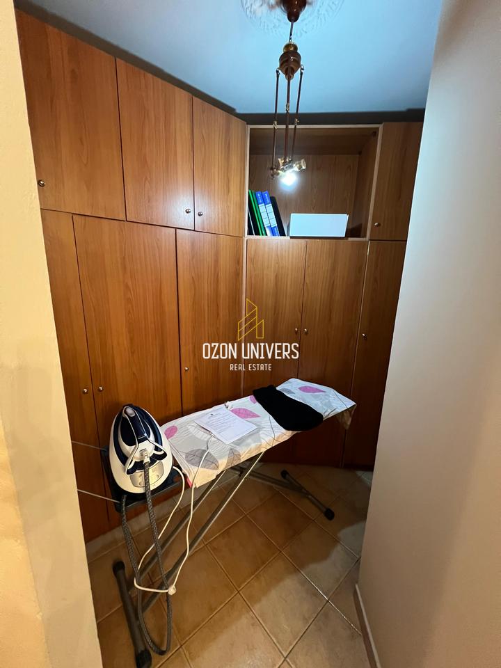 OKAZION! Shitet Apartament 2+1+2 në Usluga Residence, Stacioni Trenit.