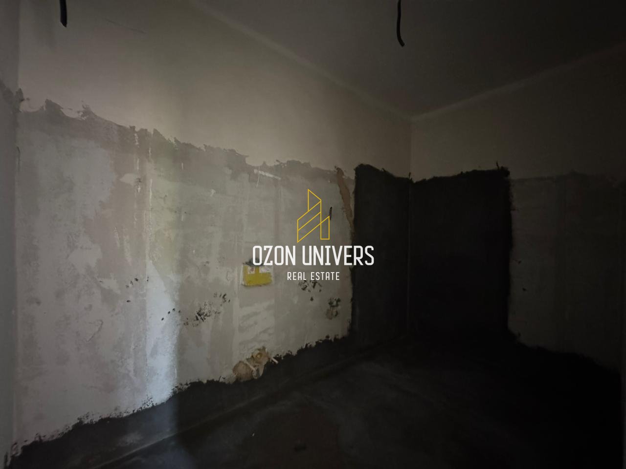 OKAZION! Apartament 3+1+2 për shitje tek Bellevue Residence, Rruga e Elbasanit, përballe Xibrakut!