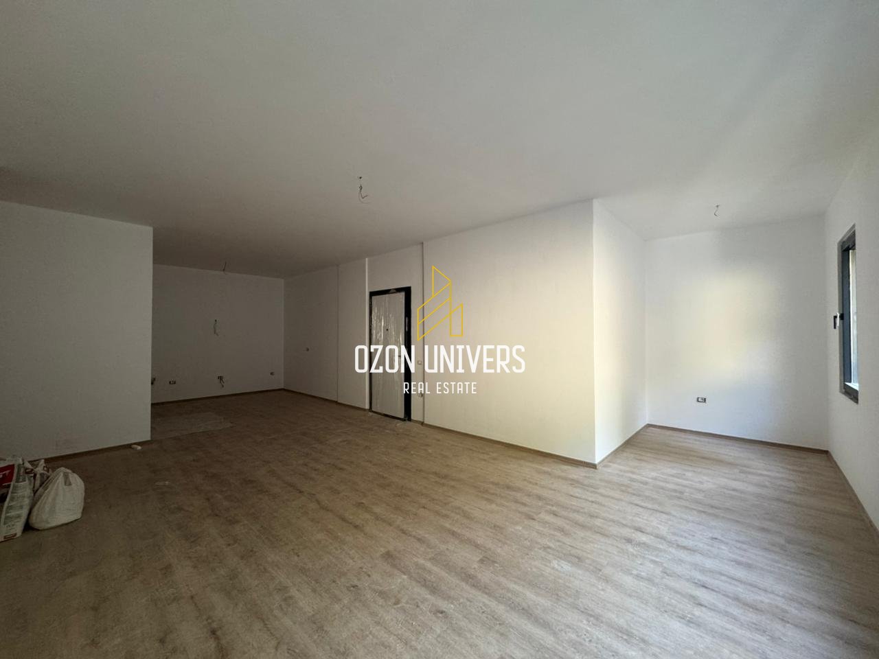OKAZION! Apartament 2+1+2 për shitje tek Bellevue Residence, Rruga e Elbasanit, përballe Xibrakut!