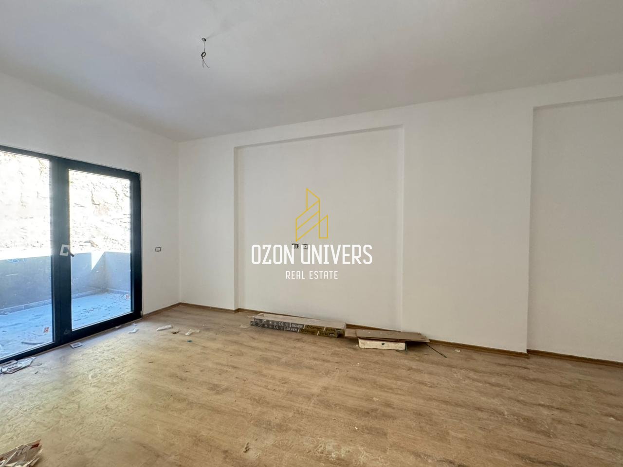 OKAZION! Apartament 2+1+2 për shitje tek Bellevue Residence, Rruga e Elbasanit, përballe Xibrakut!