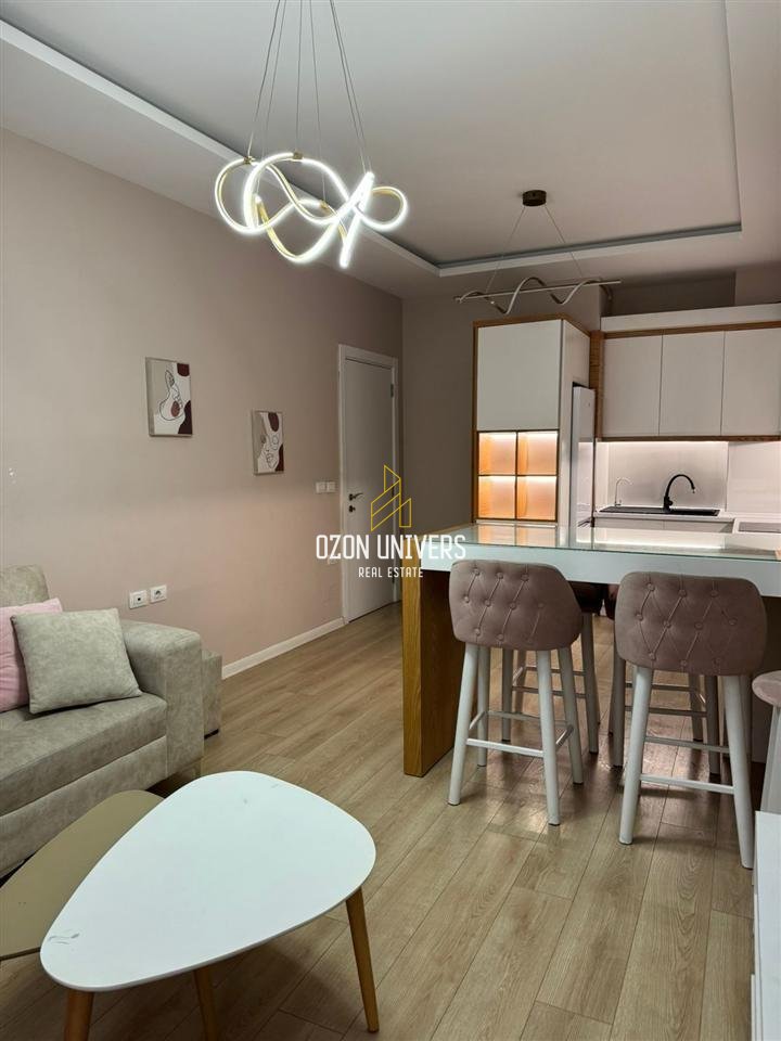 Apartament 2+1+2 për qira tek Casa Italia!