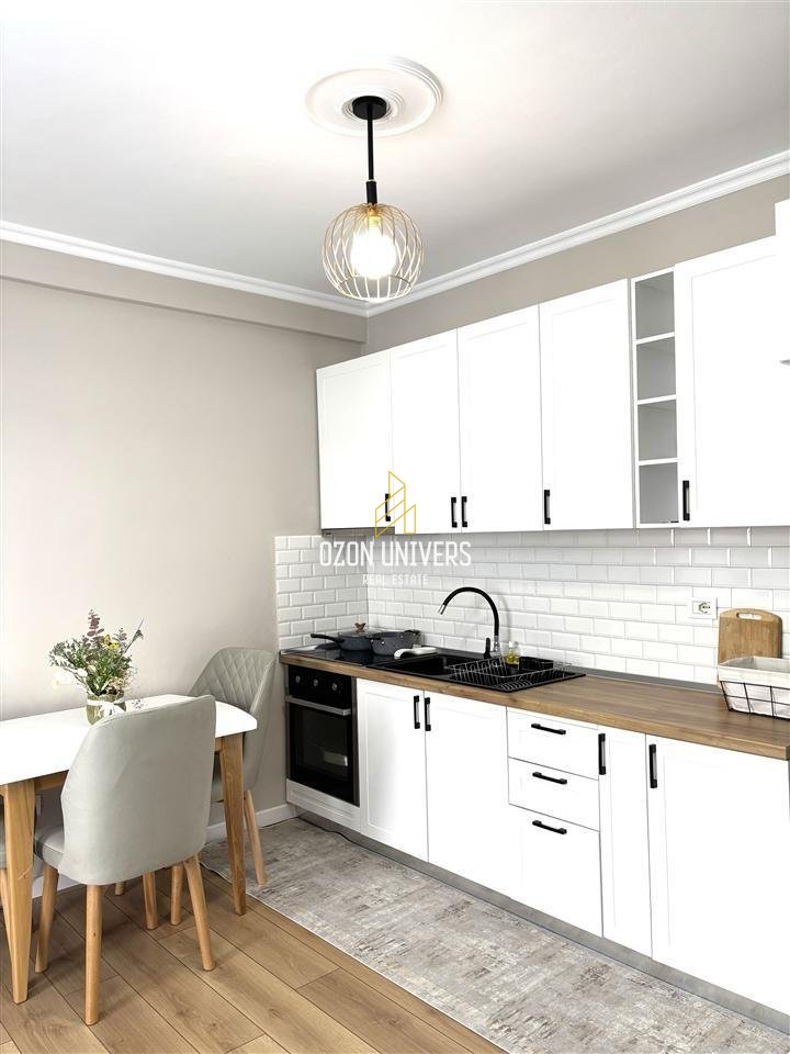 Appartamento 1+1 con 2 balconi in affitto vicino a Villa L, Astir!