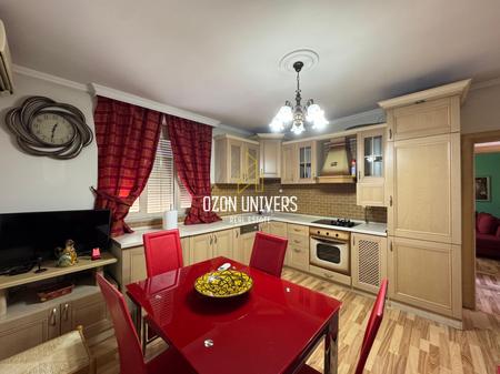 Shitet Apartament 2+1 – Rruga Fortuzi, Qendër!