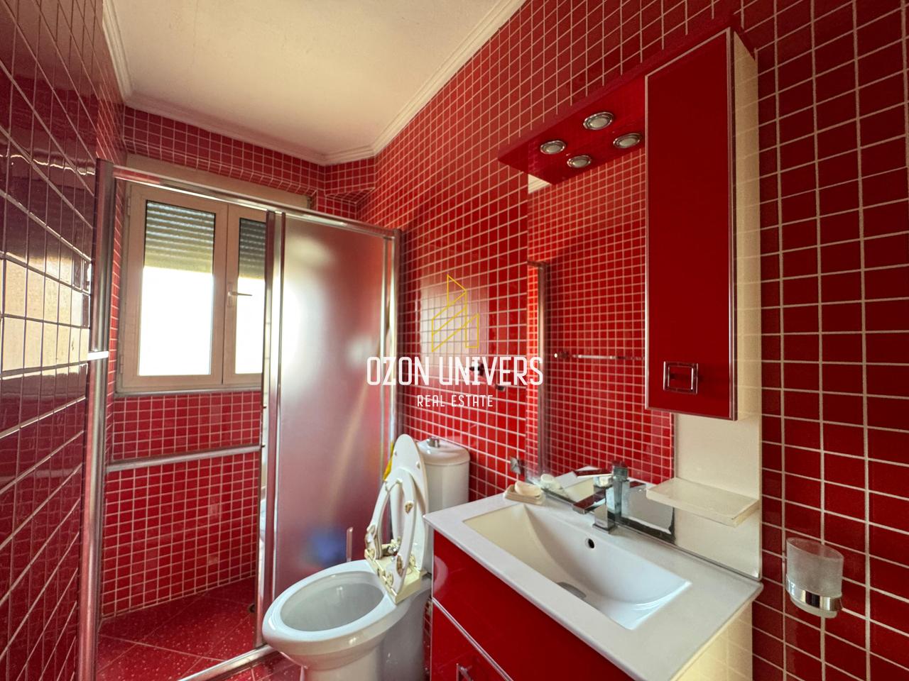 Shitet Apartament 2+1 – Rruga Fortuzi, Qendër!