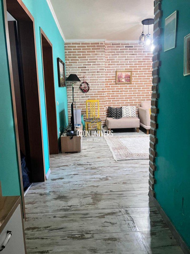 Jepet me qira apartament 2+1, Komuna e Parisit – pranë German Computers