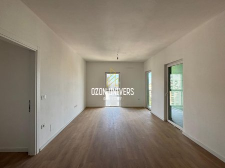 Apartament 2+1+2 për shitje tek Tirana Entry II , Rr. Dritan Hoxha!