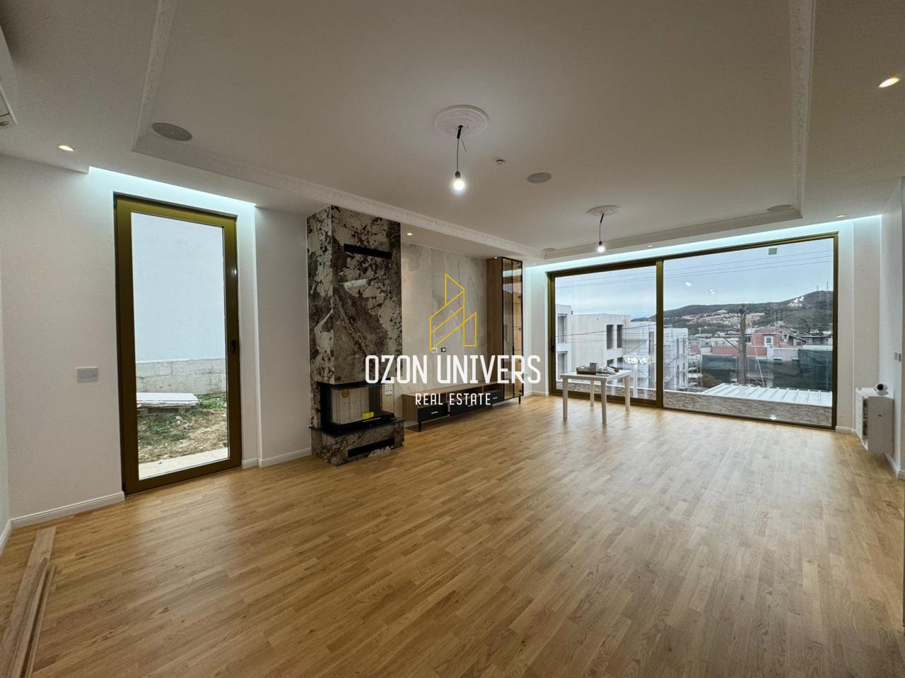 Villa moderna in affitto in Residenza vicino a TEG!