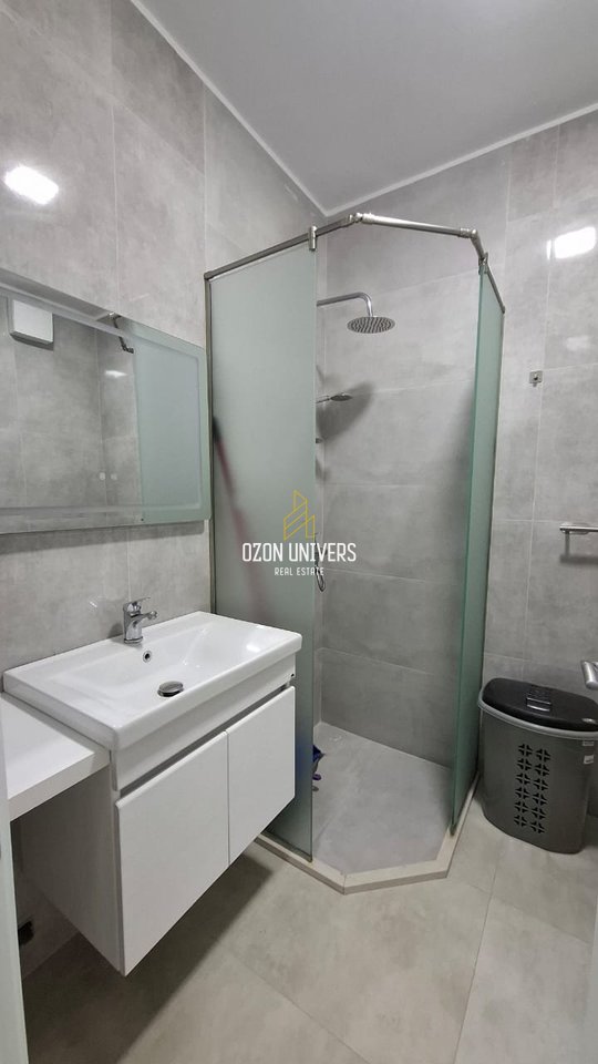 Apartament 1+1 për qira, Residenca Henke, përballë Amerikan 3!