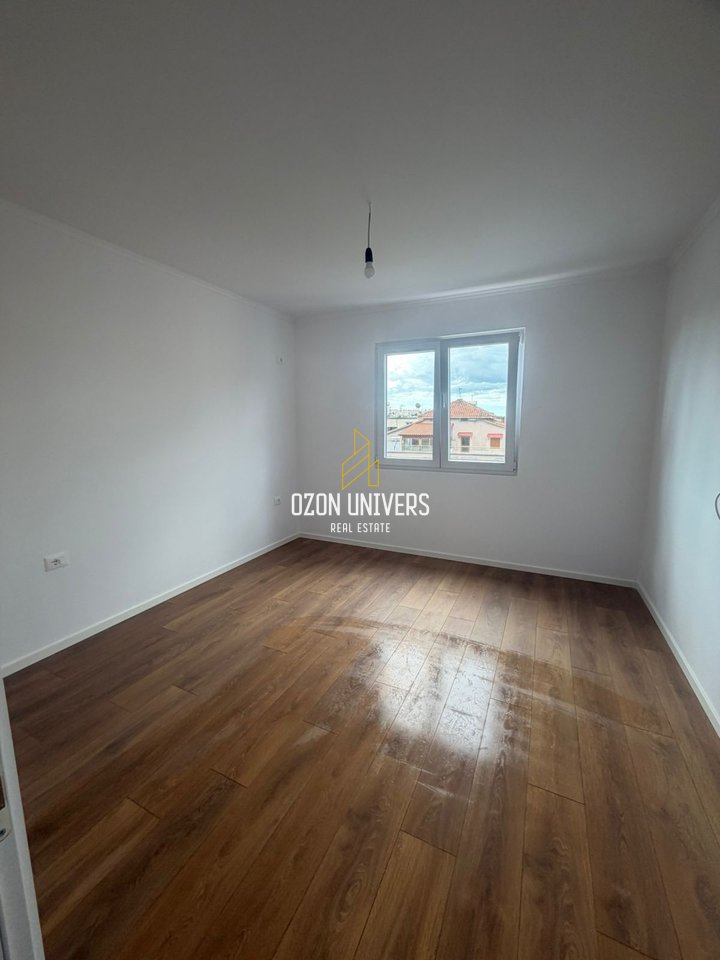 Apartament 1+1 për shitje në Porcelan!