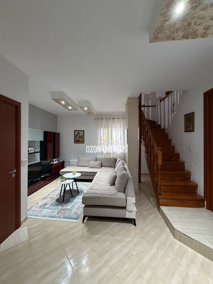 Apartament Duplex për shitje, tek Fresku !