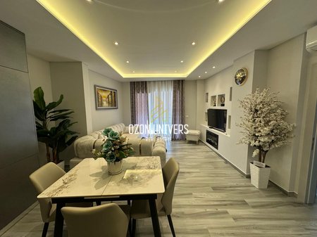 Apartament 2+1+parkim për qira, në Fresk!
